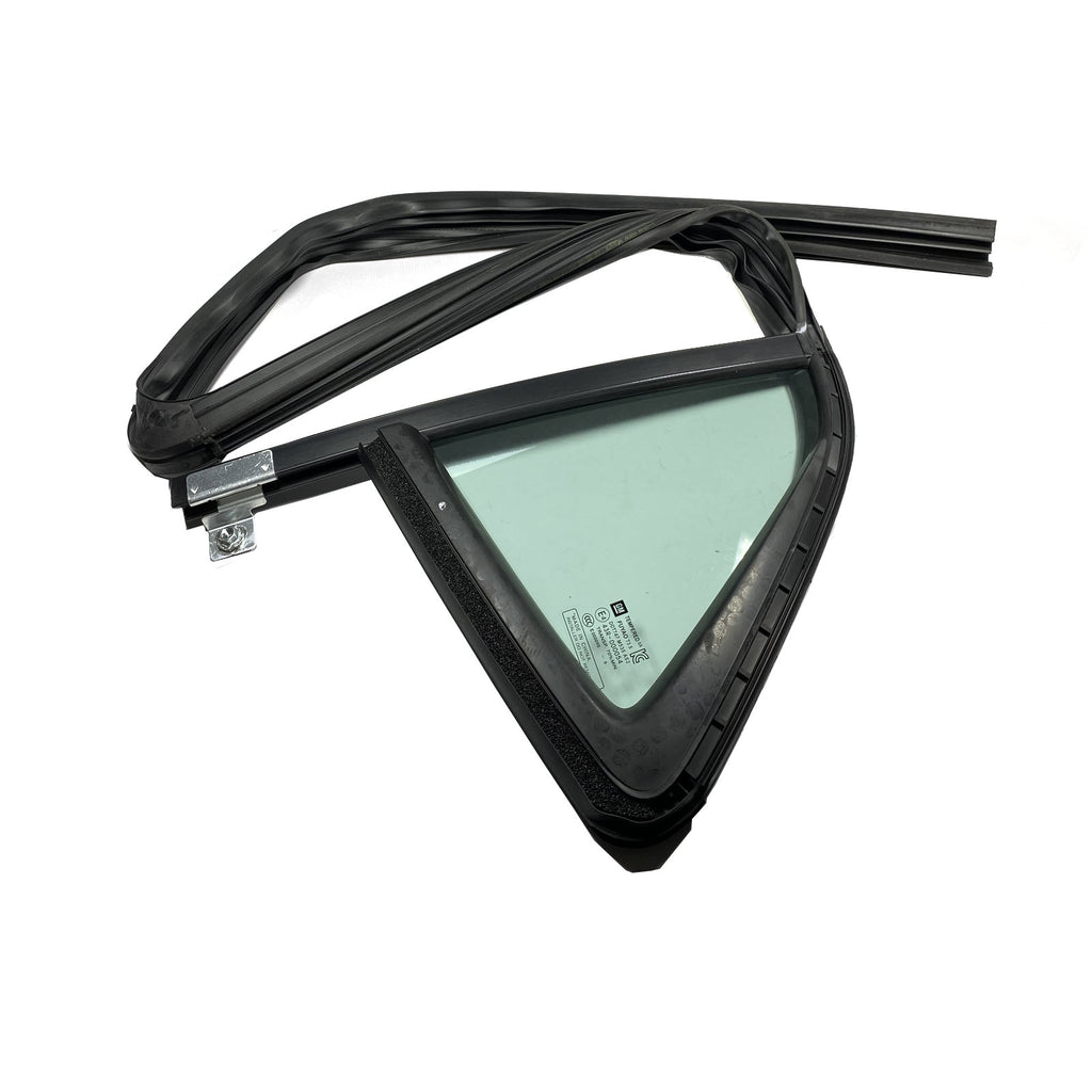 Genuine Vauxhall Mokka Chevrolet Rear Door Quarter Glass With Rubber 	43R 000054
